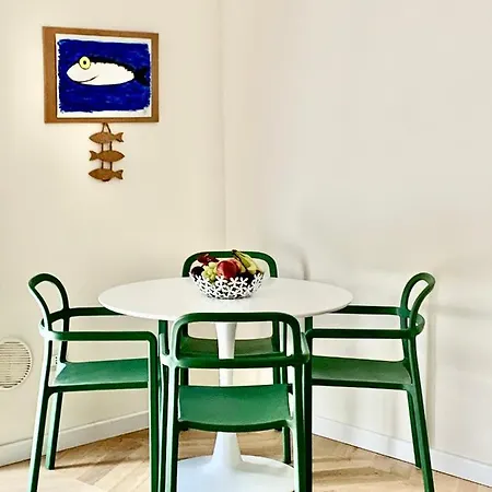 Little House 5 Terre Daire